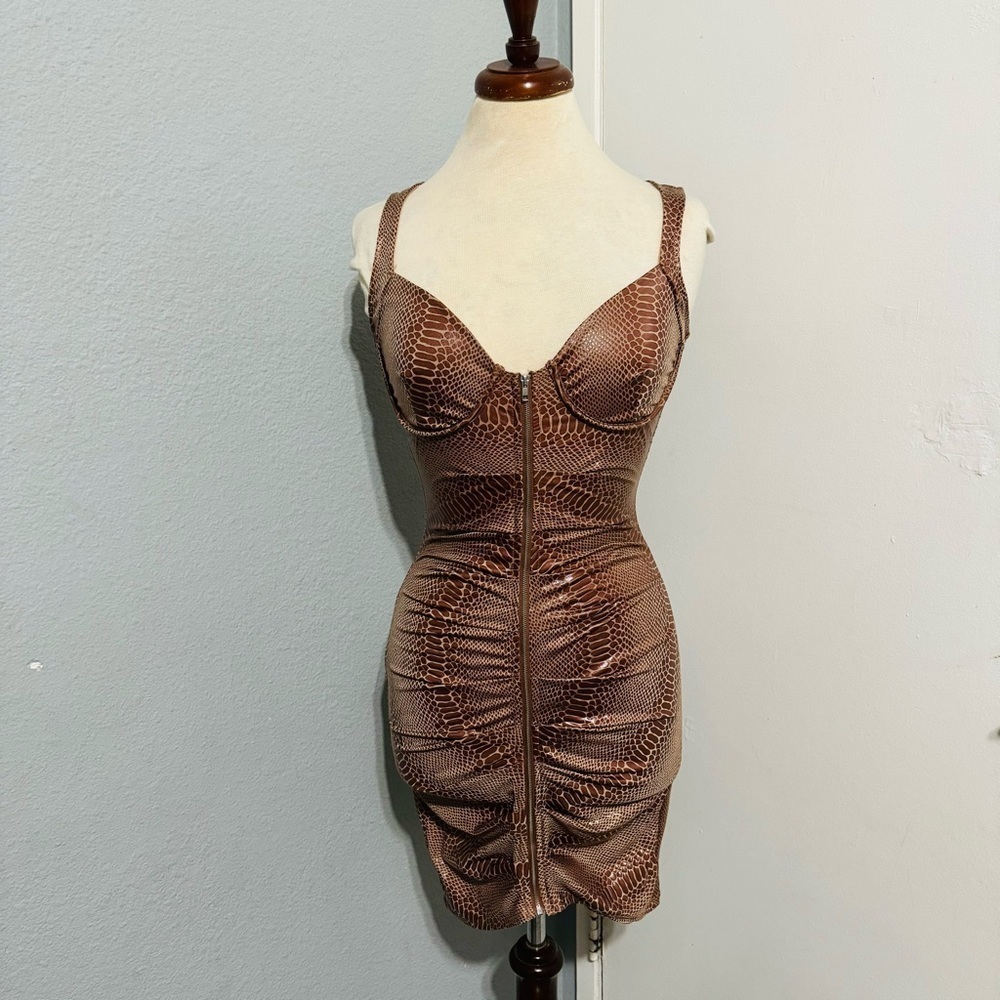 Queen Maria Women Brown Sleeveless Sweetheart Neck Zippered Night Out Dress Sz S